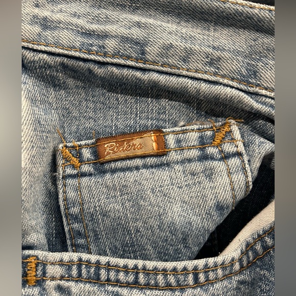 Women’s Riders Jeans - Picture 3 of 5